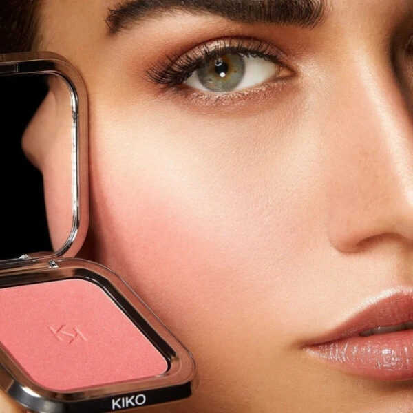 Unlimited Blush - Blush em Pó - Cor 04 - Metallic Rosy Biscuit - 6g - Image 3